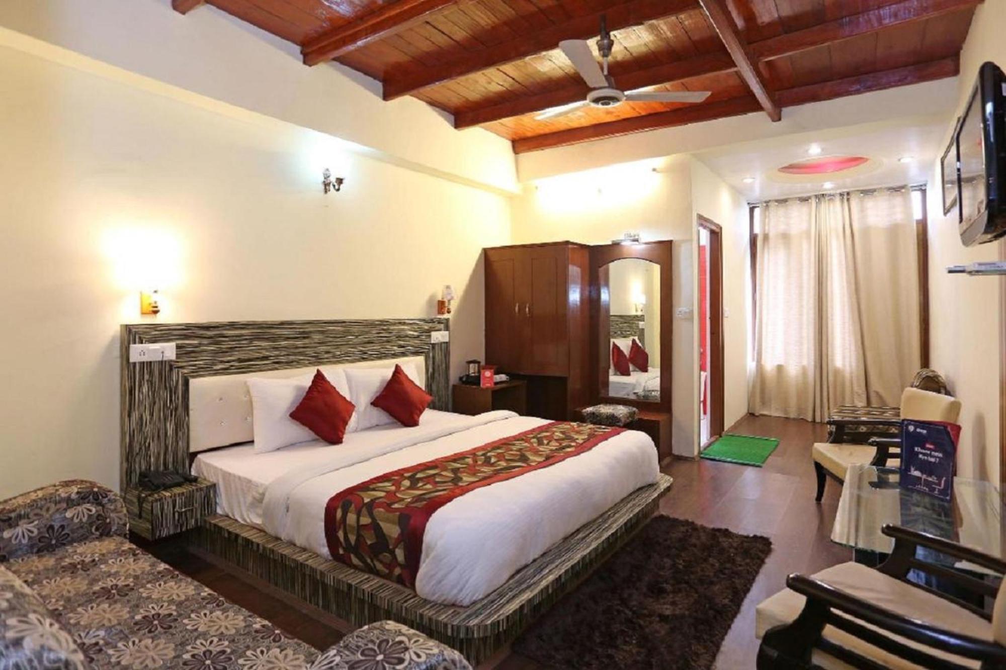 Goroomgo Moon Nainital Near Naini Lake - Parking & Lift Facilities -Hygiene And Spacious Room - Best Seller Exteriör bild